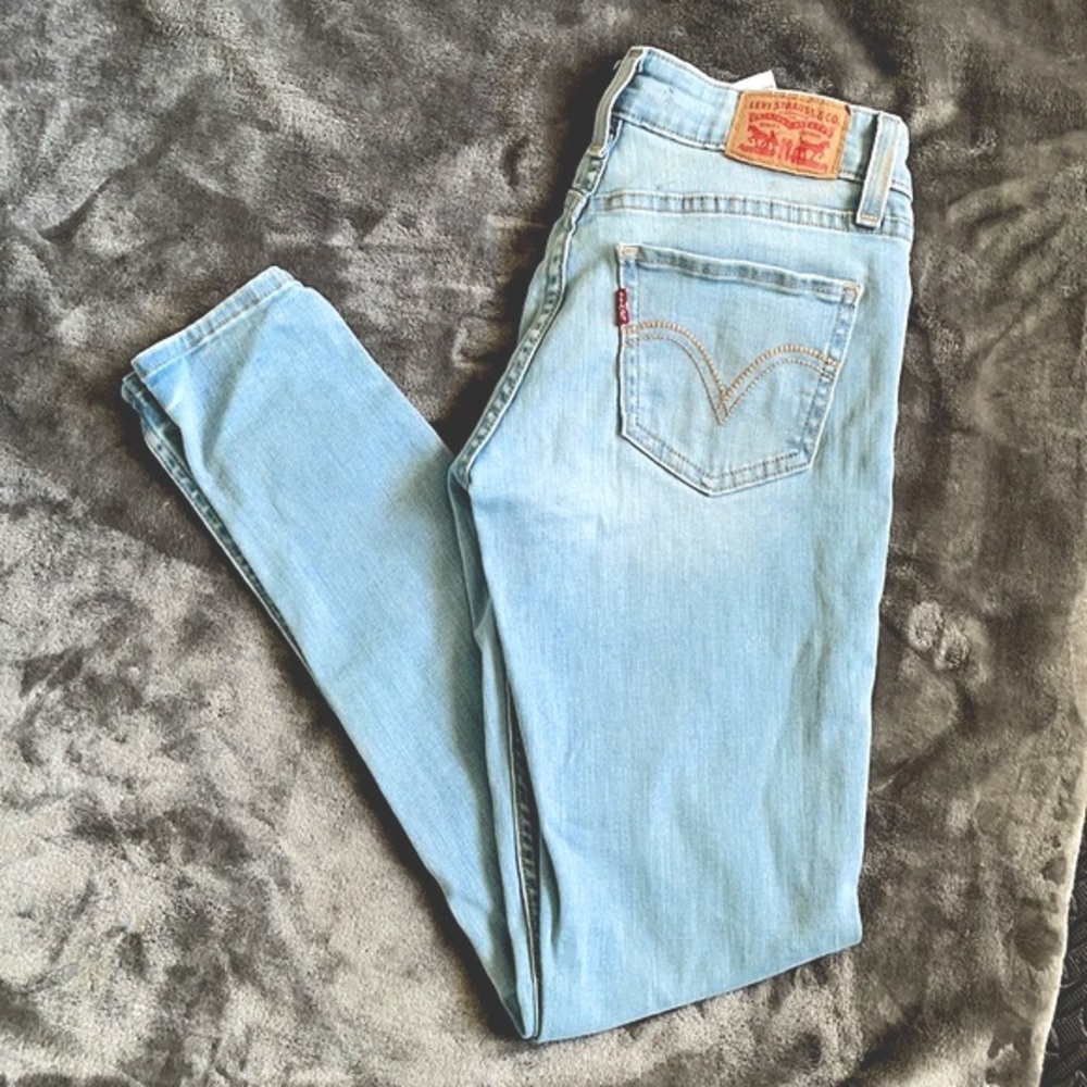 535 light wash Levi’s